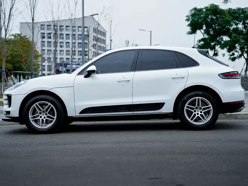 Porsche Macan — фото 4
