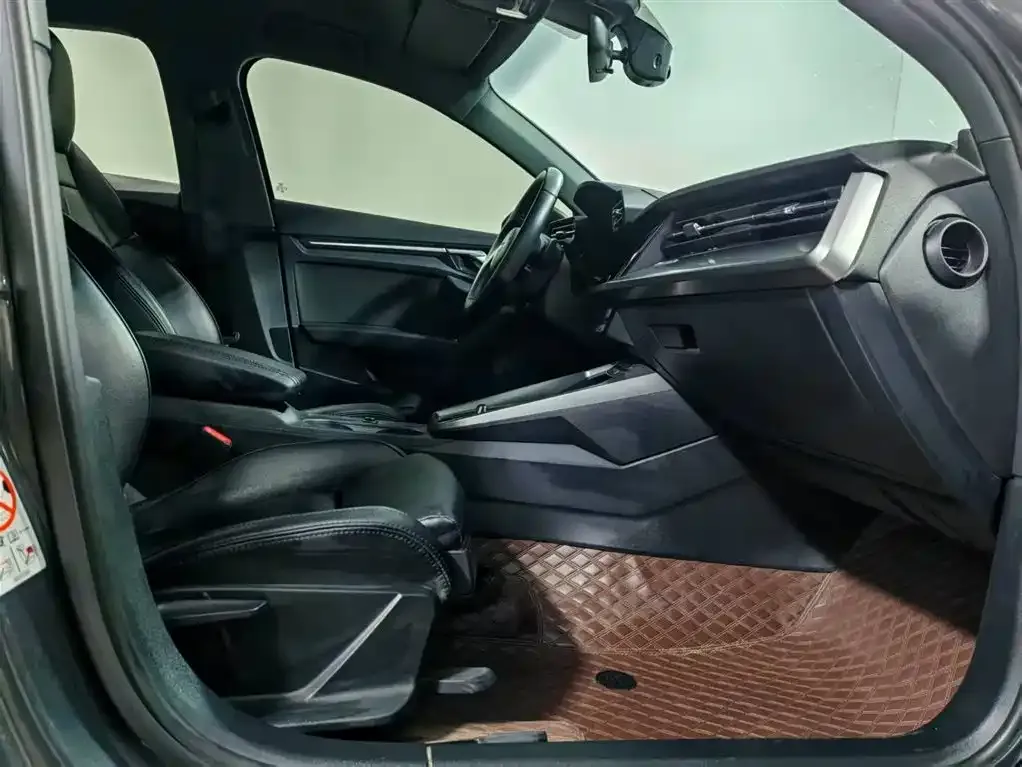 Audi A3 2021 из CN, фото 9