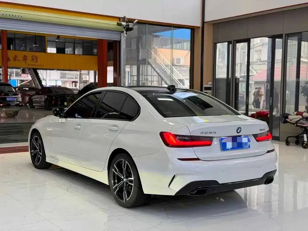 BMW 3 Series — фото 10
