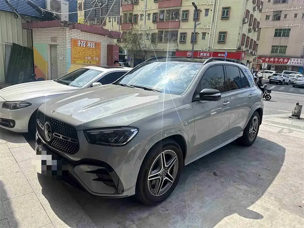 Mercedes-Benz GLE — фото 1