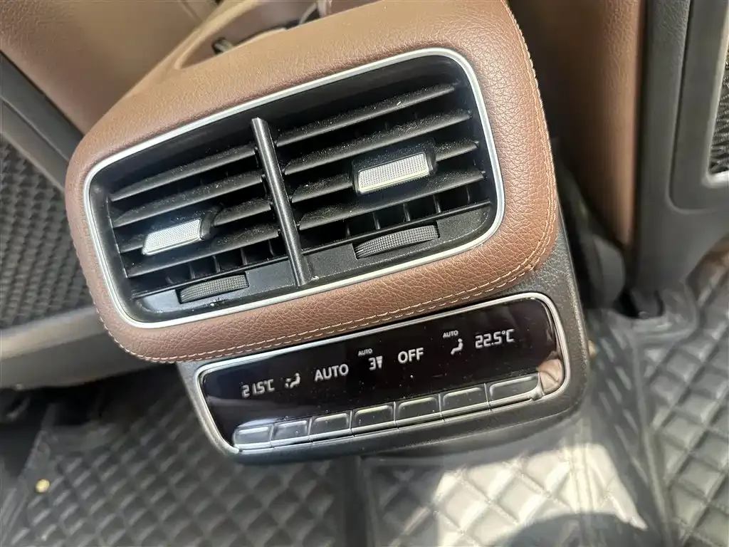 Mercedes-Benz GLE — фото 6