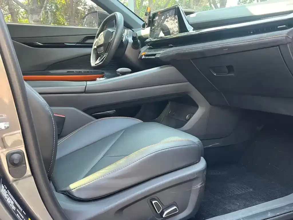Changan UNI-V 2022 из CN, фото 4