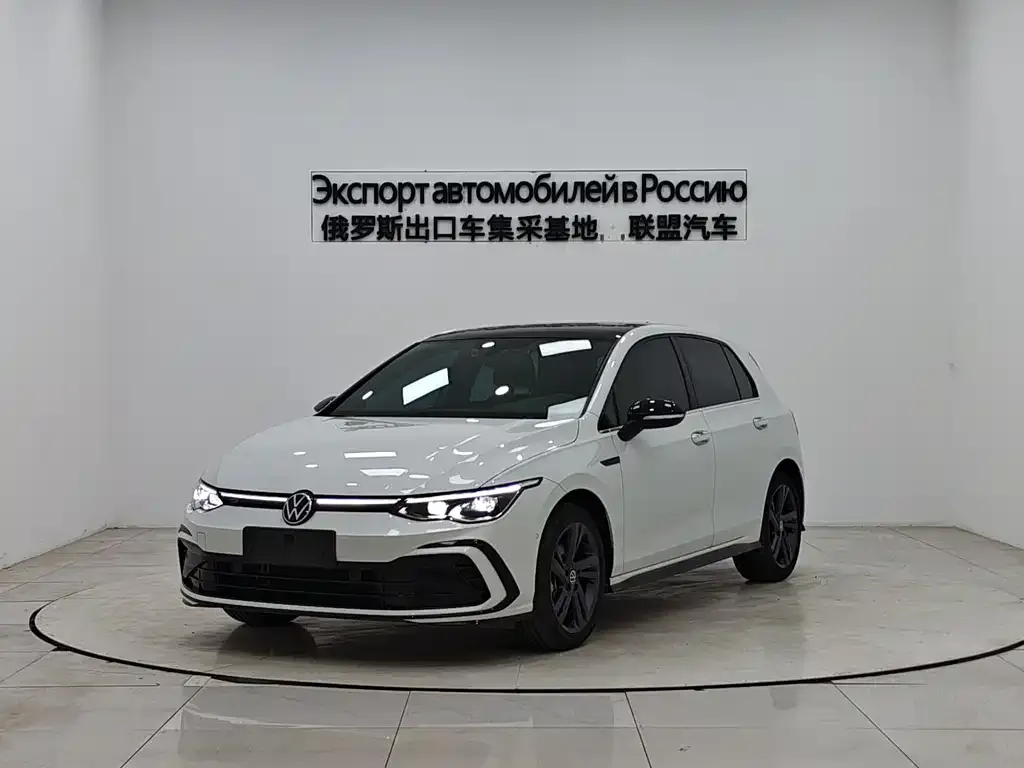 Volkswagen Golf 2023 из CN, фото 1
