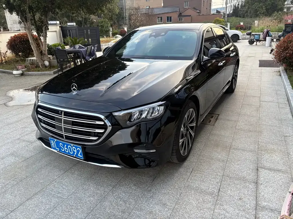 Mercedes-Benz E-Class 2024 из CN, фото 6