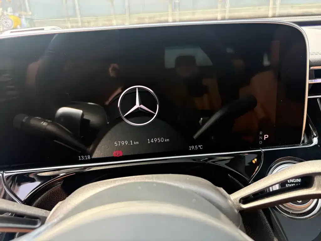 Mercedes-Benz E-Class 2024 из CN, фото 3
