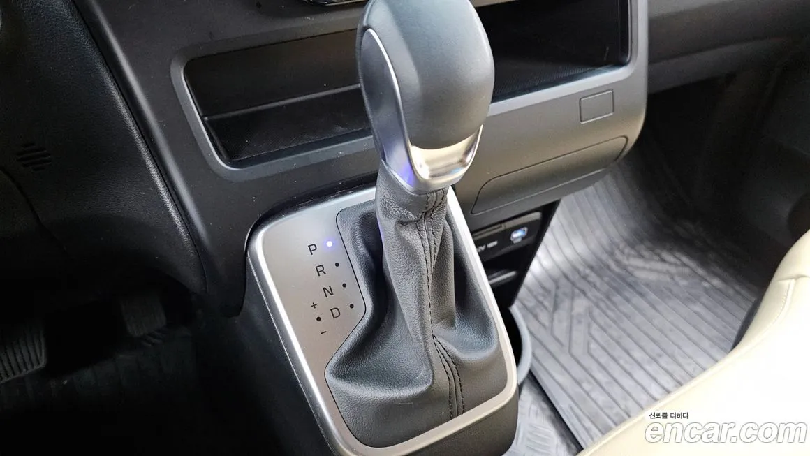 Hyundai Staria — фото 6