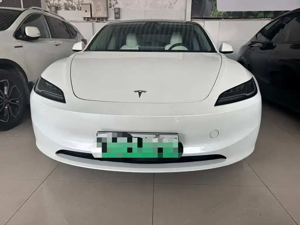 Tesla Model 3 2024 из CN, фото 4