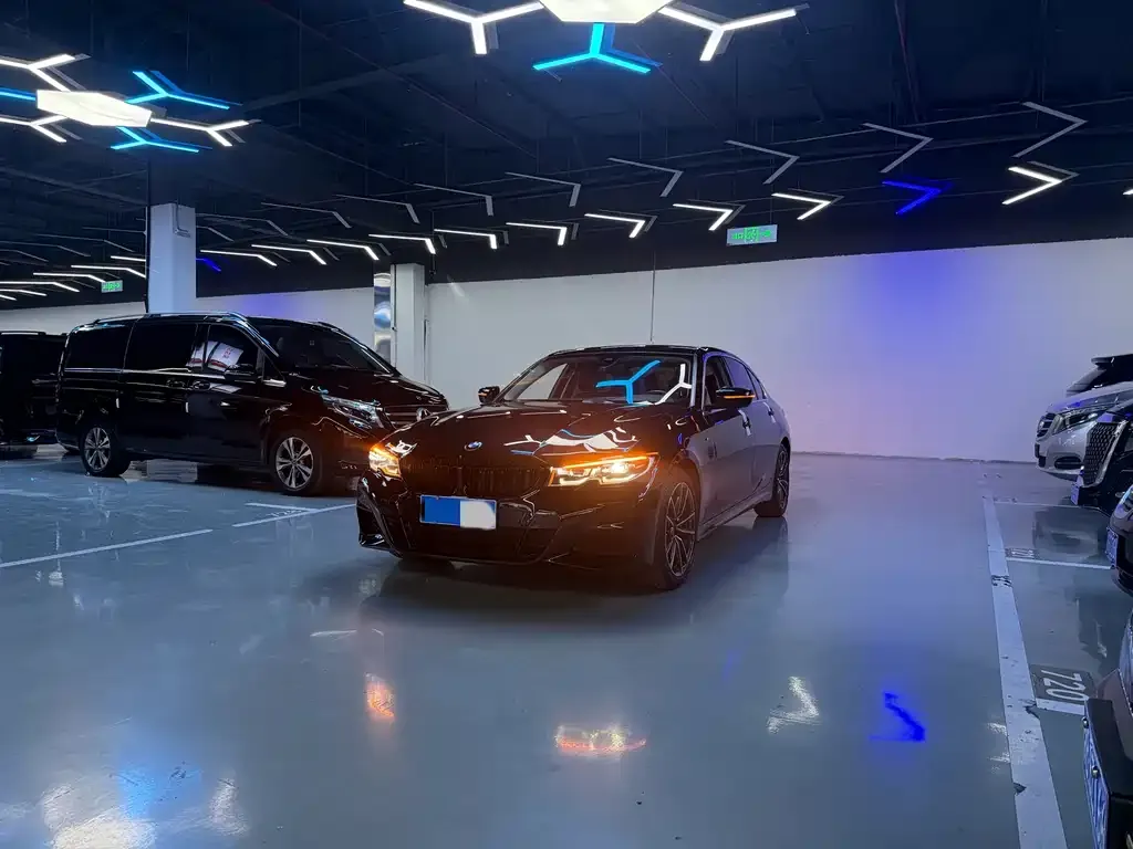 BMW 3 Series — фото 1
