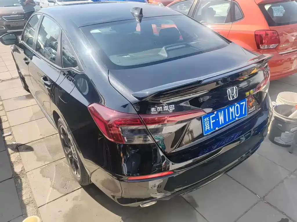 Honda Civic — фото 8