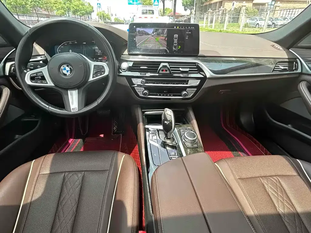BMW 5 Series — фото 5