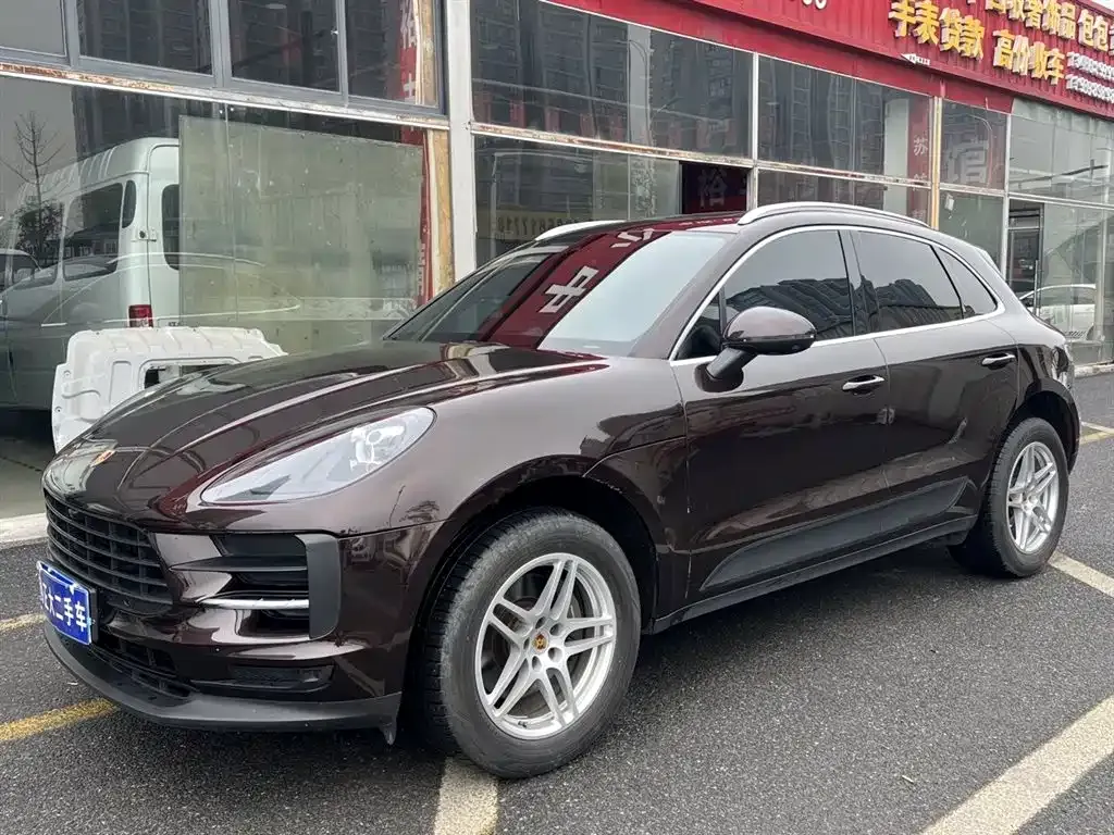 Porsche Macan — фото 1