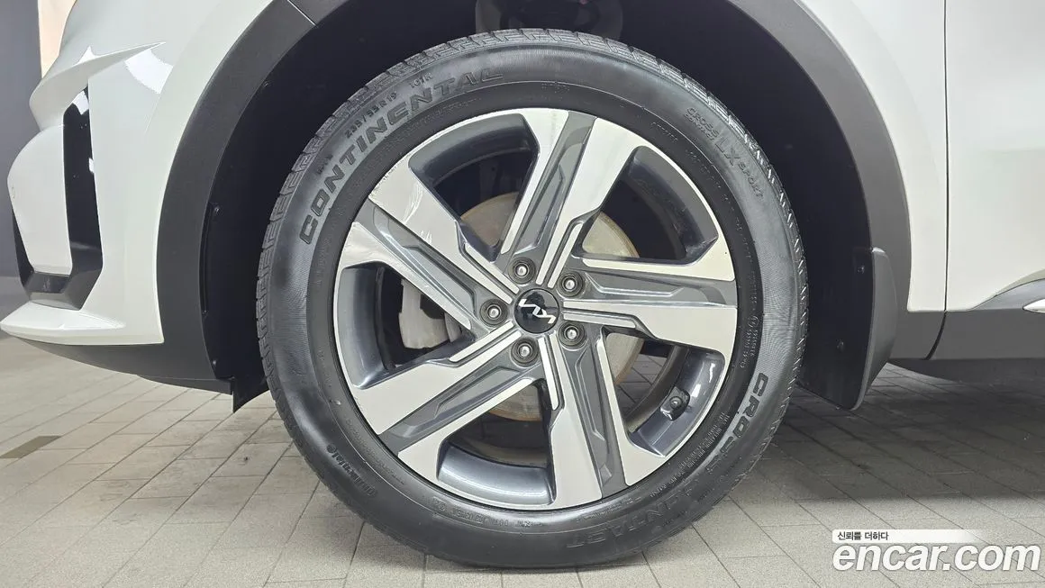 Kia Sorento — фото 8