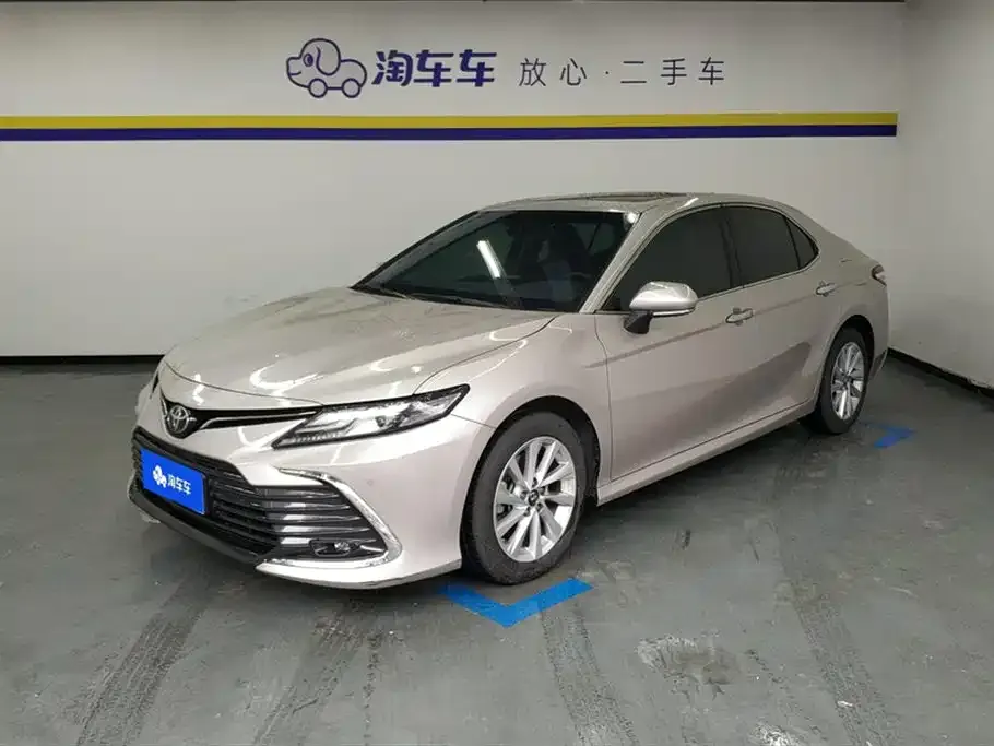 Toyota Camry 2022 из CN, фото 1