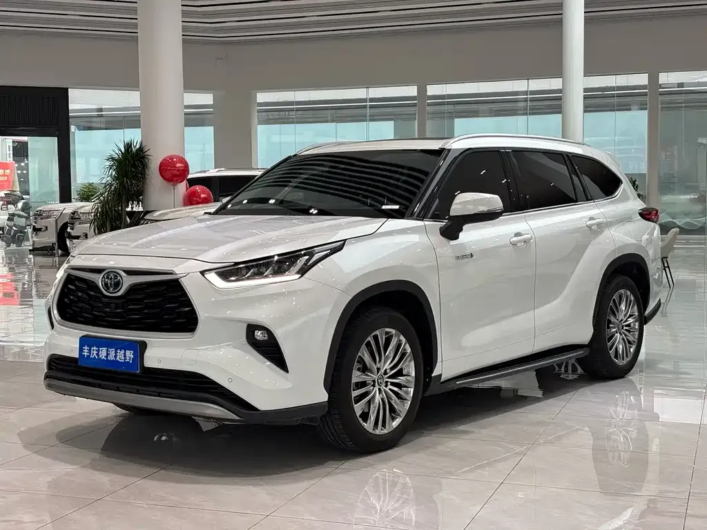 Toyota Highlander 2022 из CN, фото 1