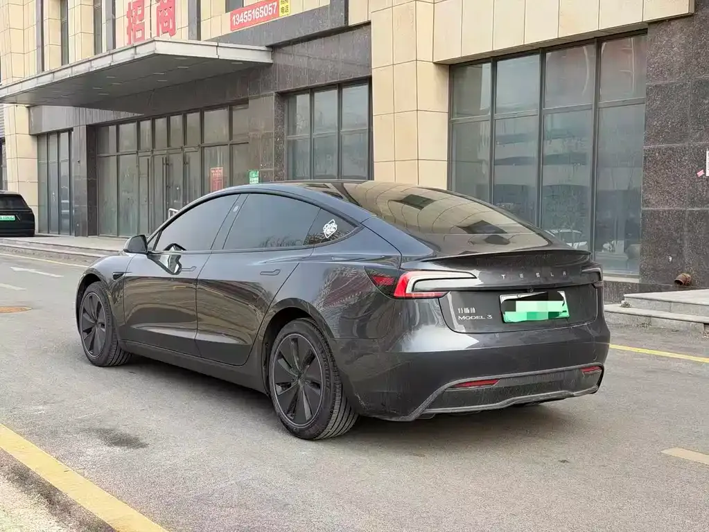 Tesla Model 3 2024 из CN, фото 2