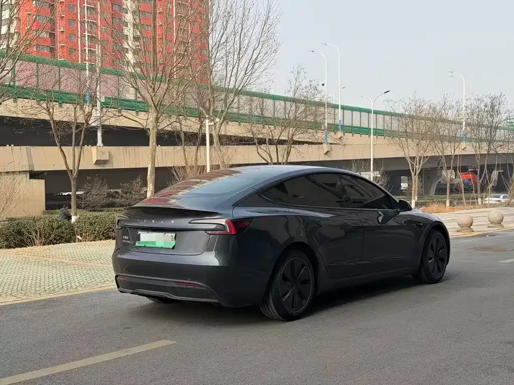 Tesla Model 3 2024 из CN, фото 8
