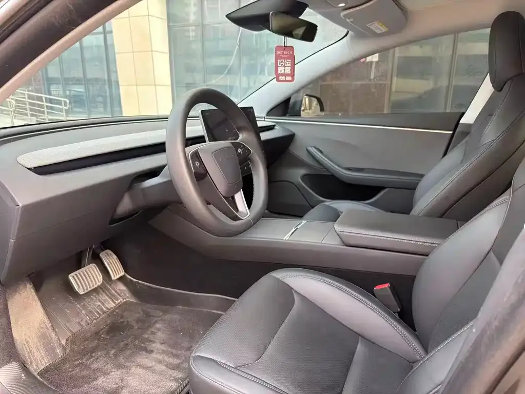 Tesla Model 3 2024 из CN, фото 5