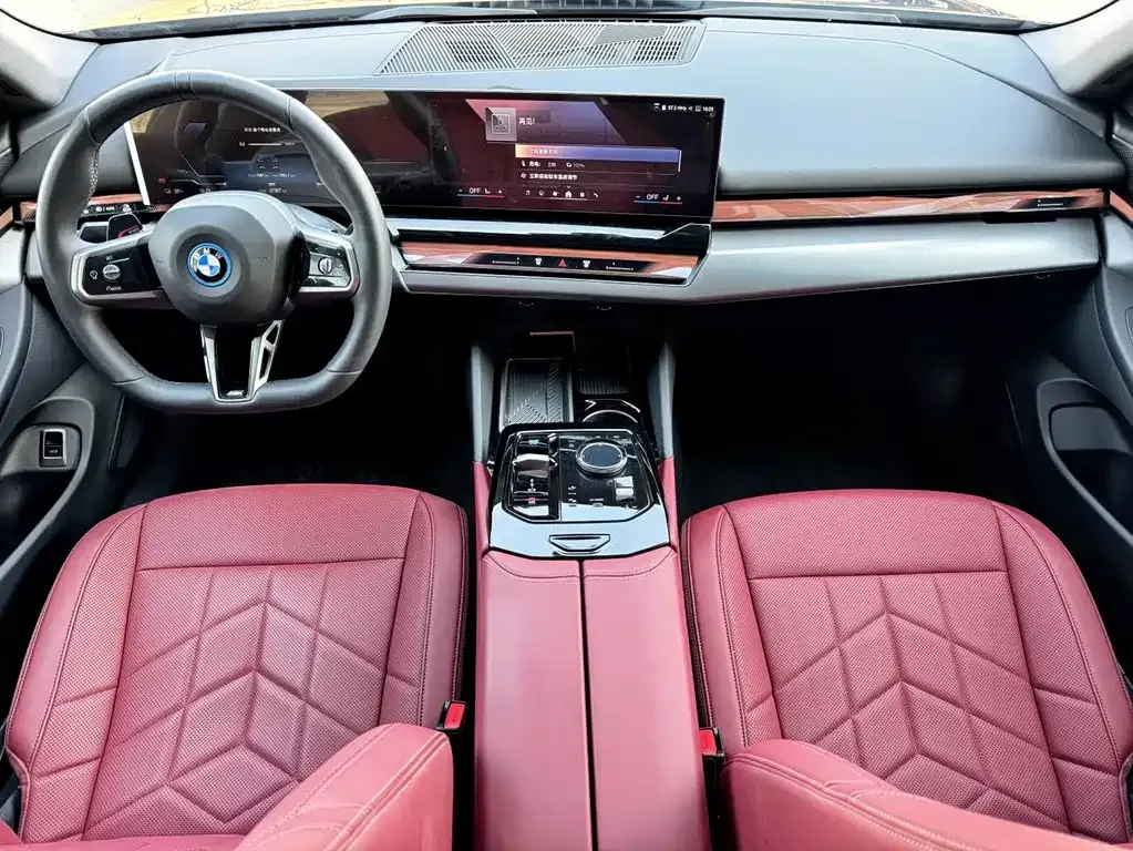 BMW i5 2025 из CN, фото 10