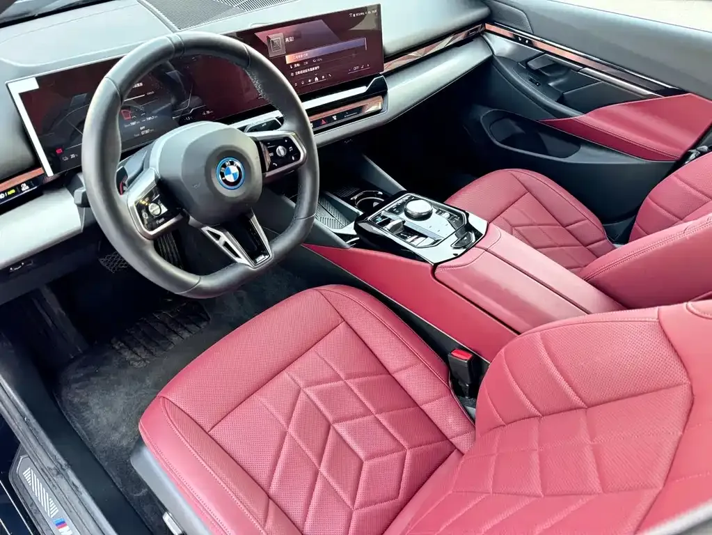 BMW i5 2025 из CN, фото 4