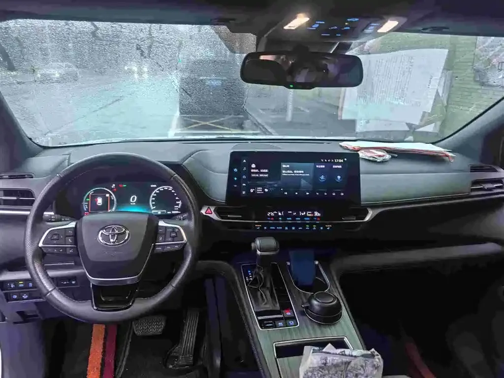 Toyota Sienna 2023 из CN, фото 10