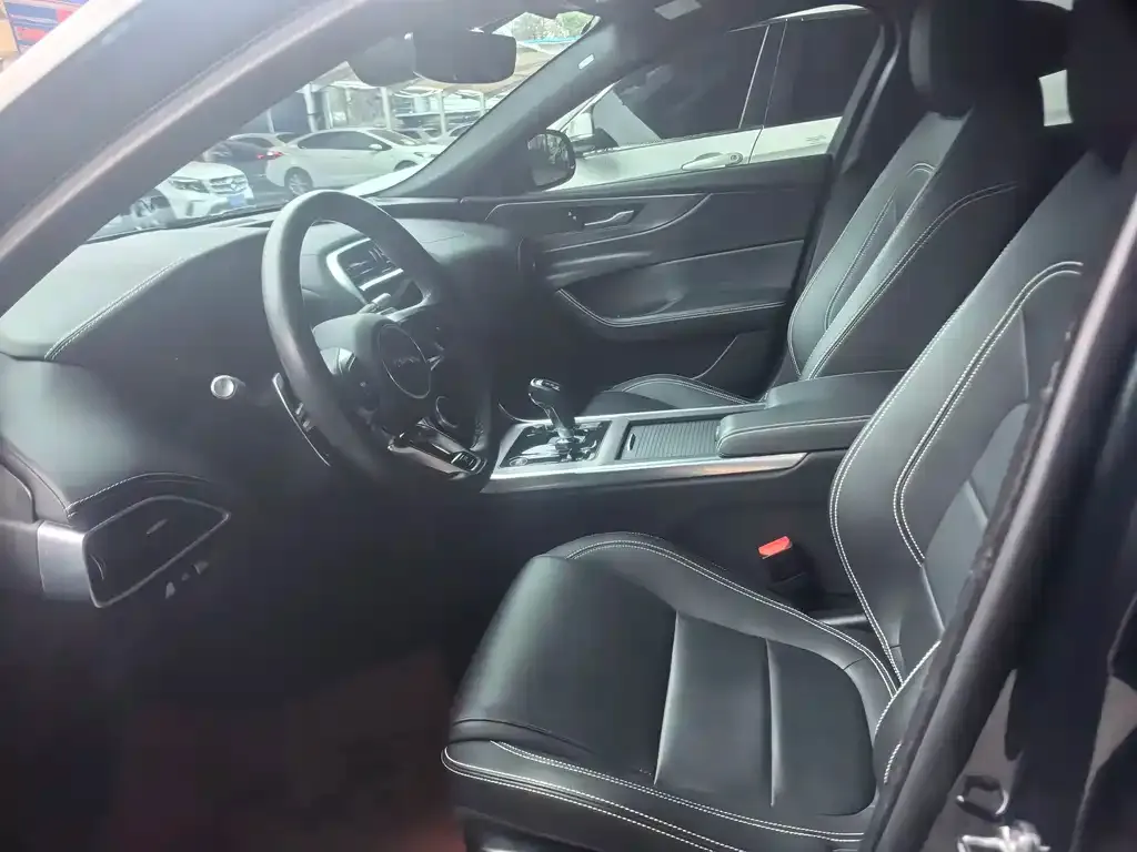 Jaguar XEL 2021 из CN, фото 8