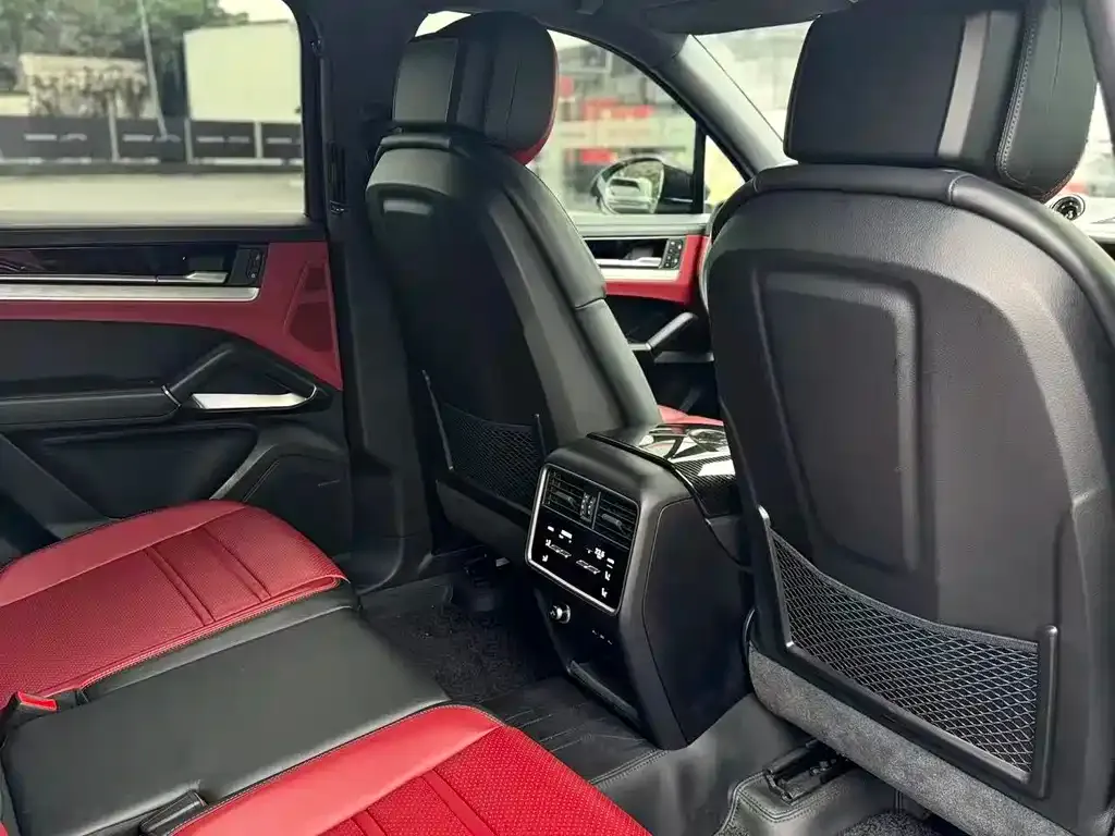 Porsche Cayenne 2025 из CN, фото 3