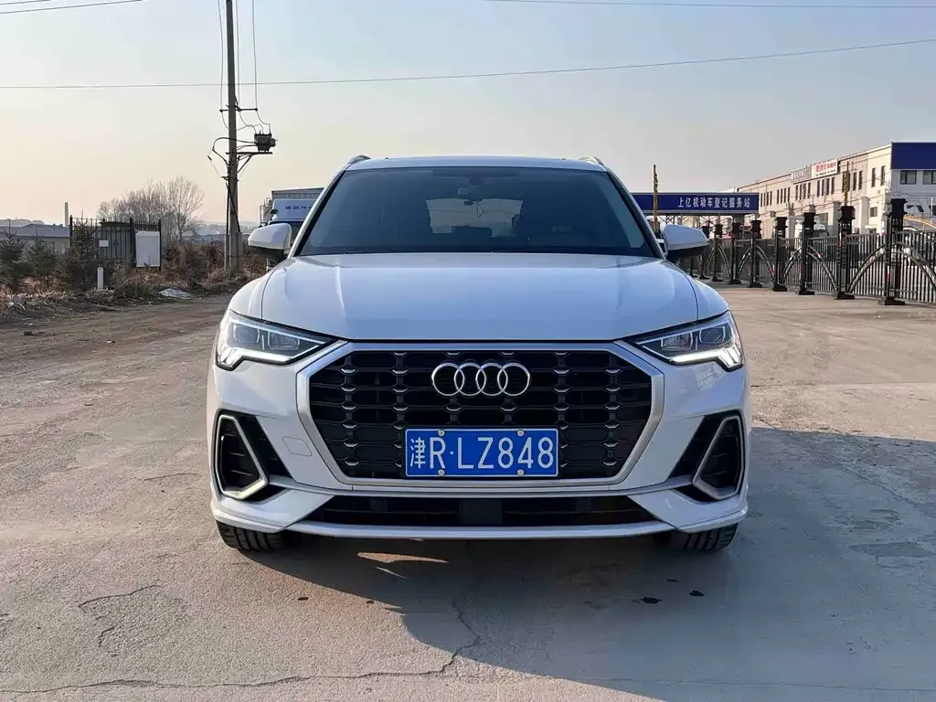 Audi Q3 2023 из CN, фото 5