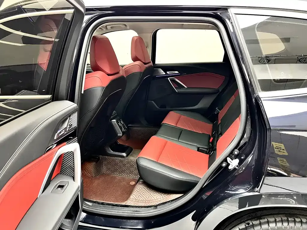 BMW X1 2025 из CN, фото 9