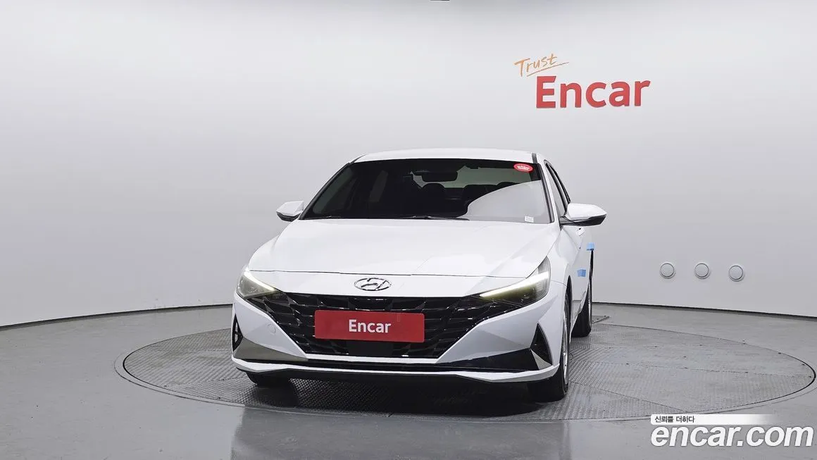 Hyundai AVANTE — фото 2