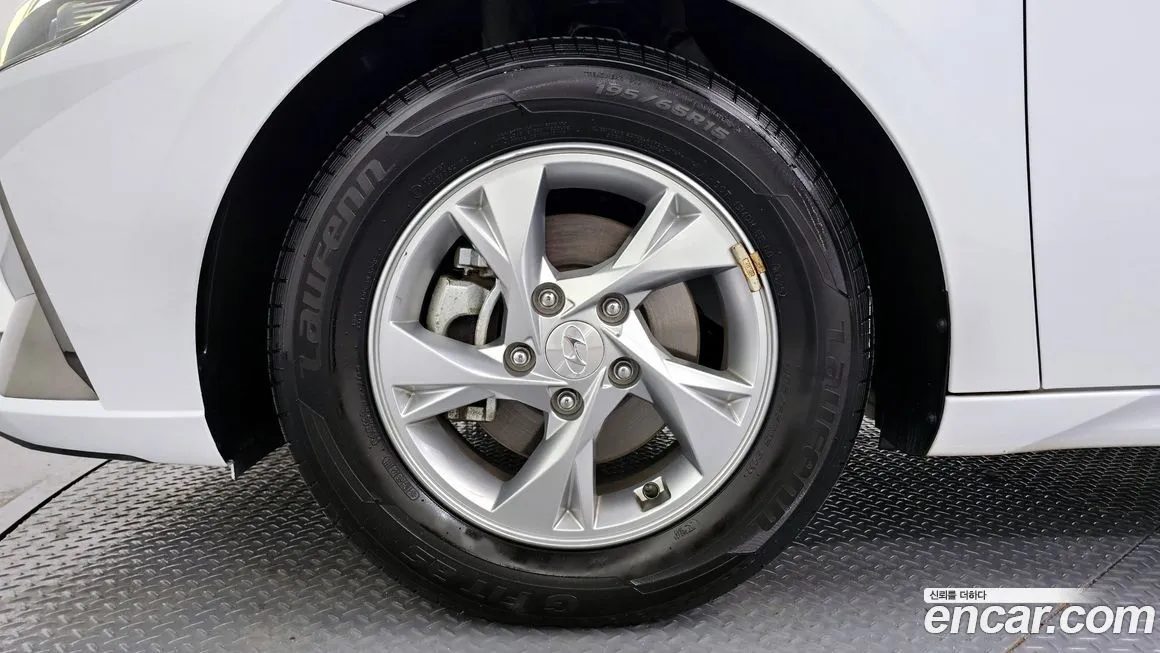 Hyundai AVANTE — фото 7