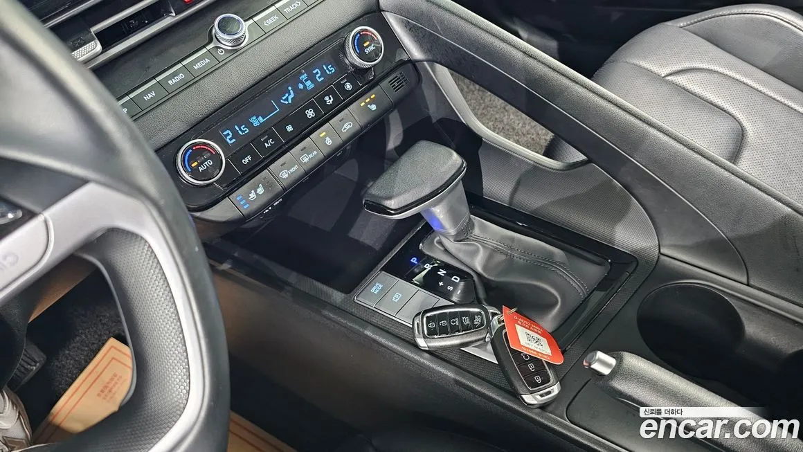 Hyundai AVANTE — фото 8
