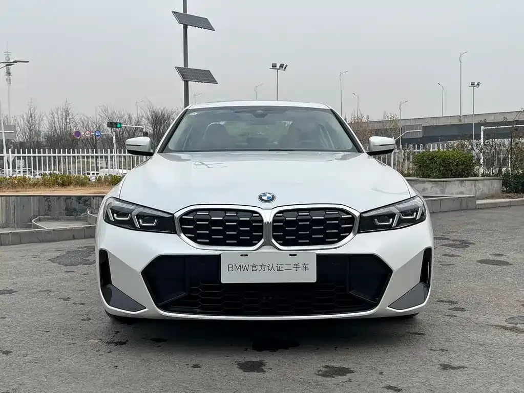 BMW 3 Series 2025 из CN, фото 2