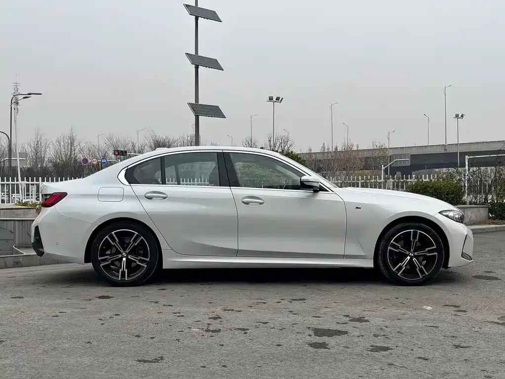 BMW 3 Series 2025 из CN, фото 7