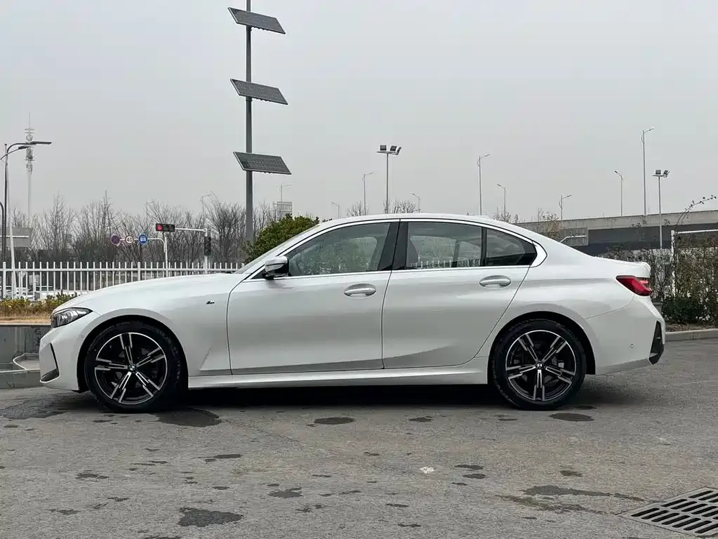 BMW 3 Series 2025 из CN, фото 3