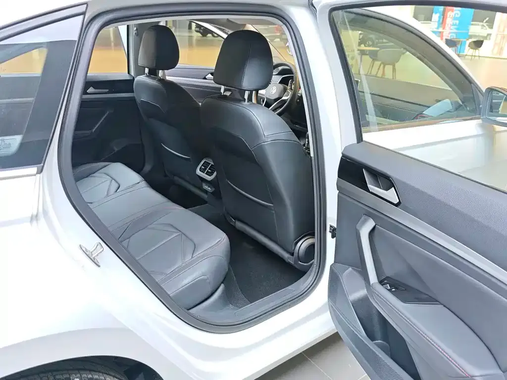 Volkswagen Lavida 2024 из CN, фото 6