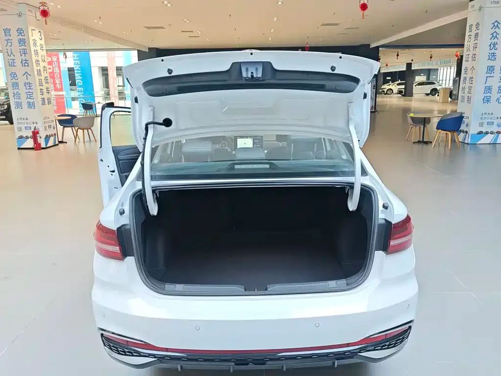 Volkswagen Lavida 2024 из CN, фото 3