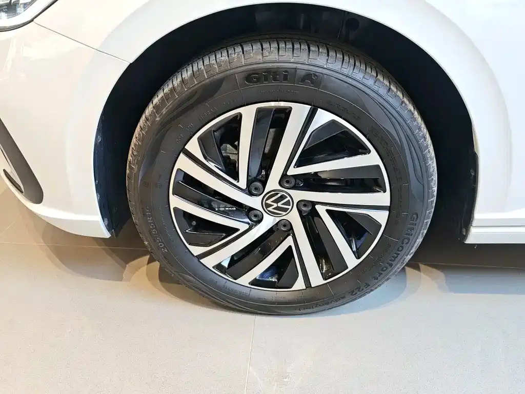 Volkswagen Lavida 2024 из CN, фото 9