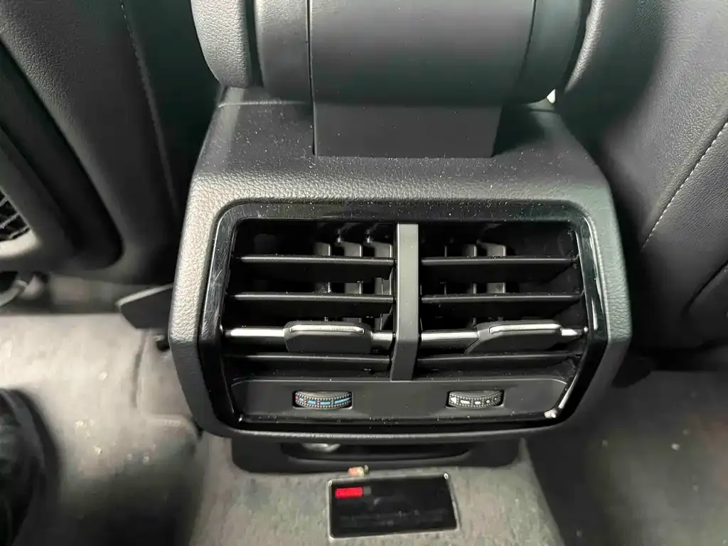 Audi Q3 Sportback — фото 4