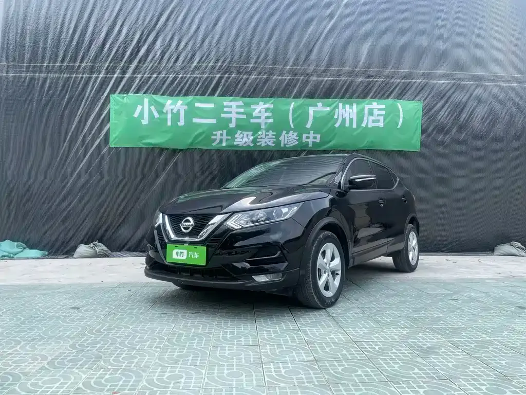 Nissan Qashqai — фото 1