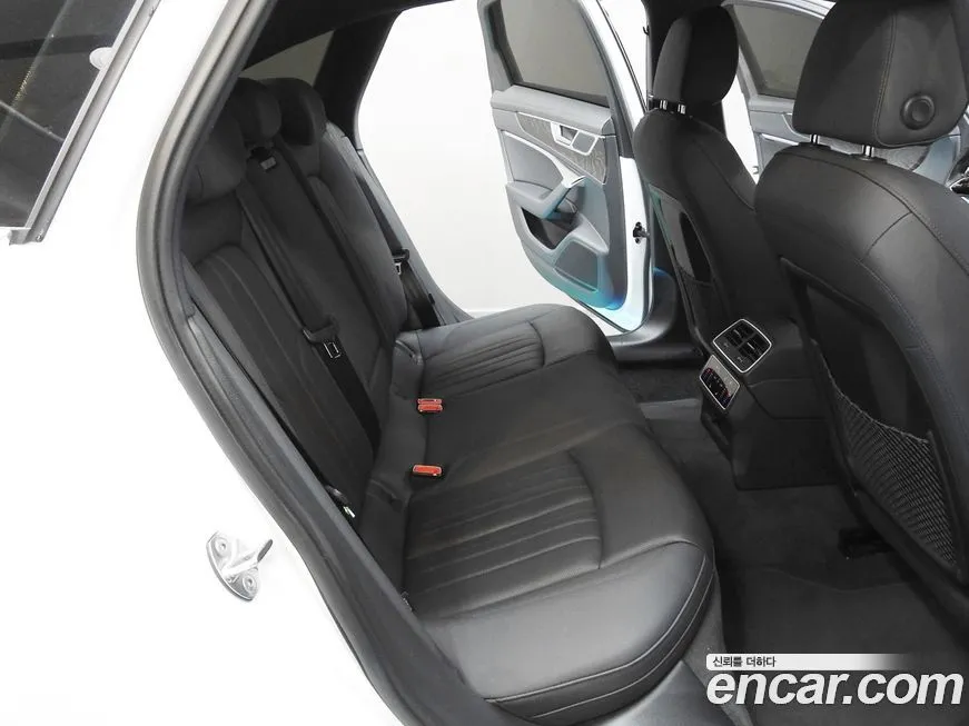 Audi A6 2021 из KR, фото 6