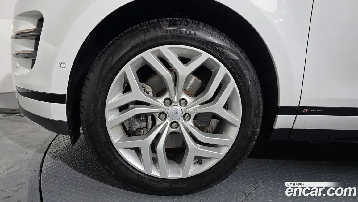 Land Rover Range Rover Evoque 2021 из KR, фото 2