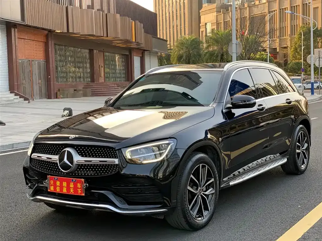 Mercedes-Benz GLC — фото 1
