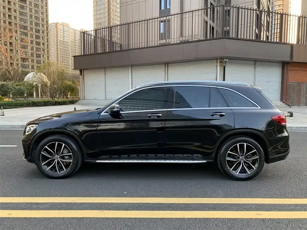 Mercedes-Benz GLC — фото 2