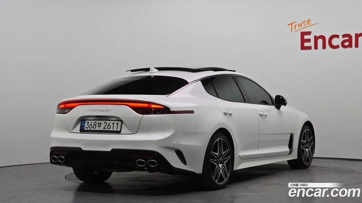 Kia Stinger 2023 из KR, фото 3