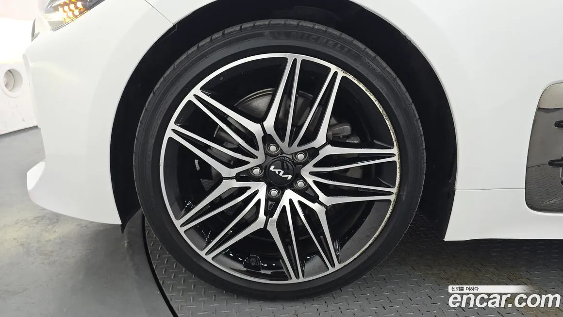 Kia Stinger 2023 из KR, фото 6
