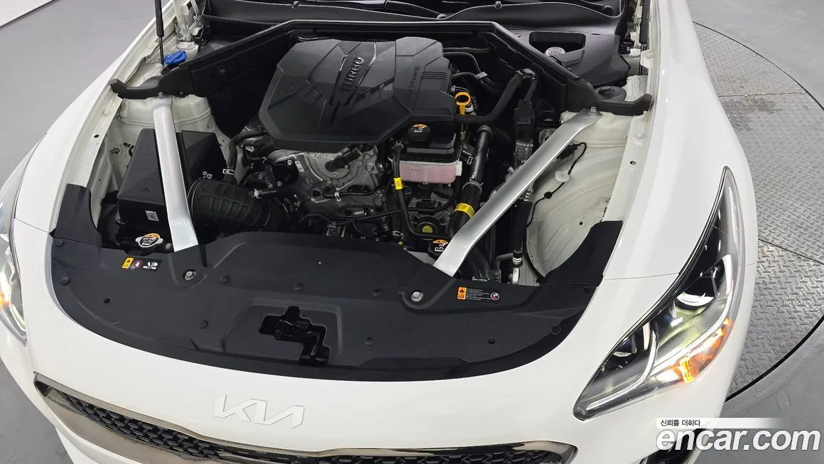 Kia Stinger 2023 из KR, фото 10