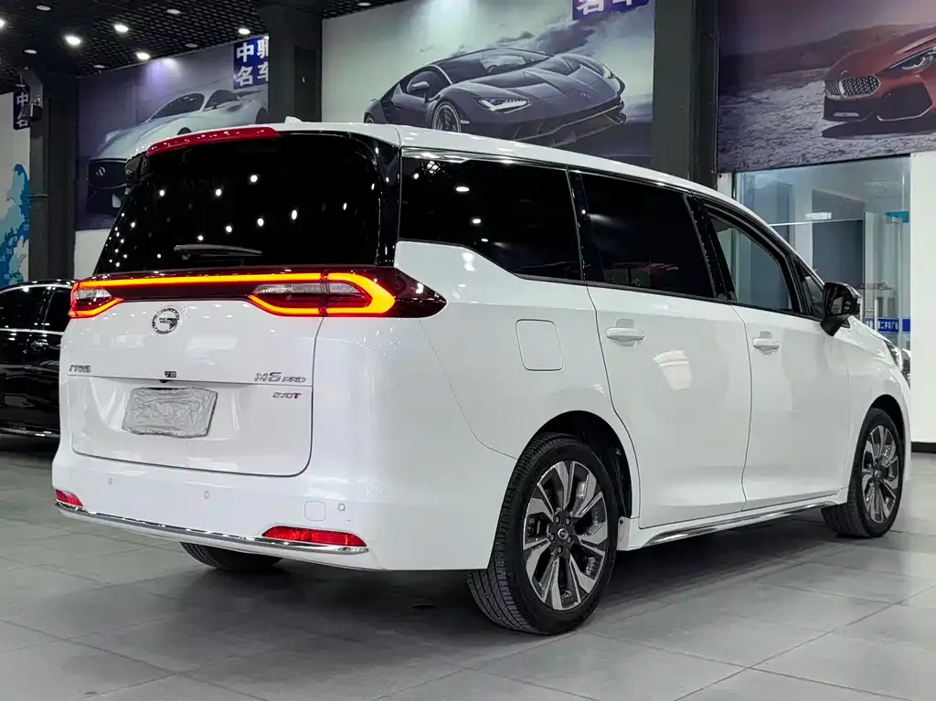 GAC Motor Trumpchi M6 — фото 10