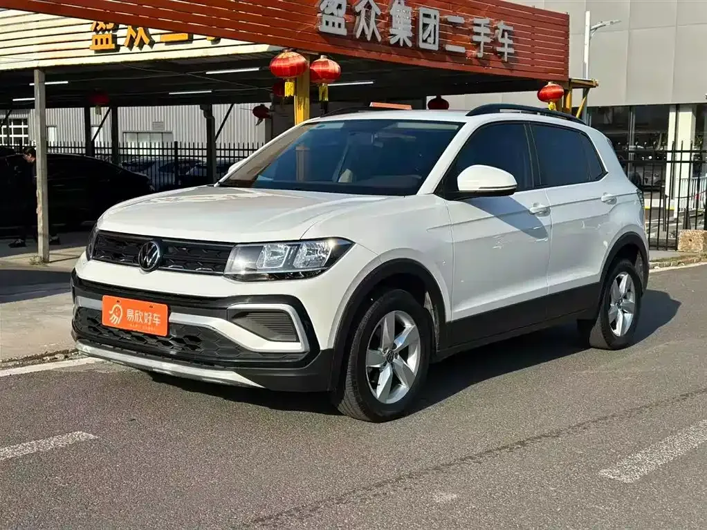 Volkswagen T-Cross — фото 1
