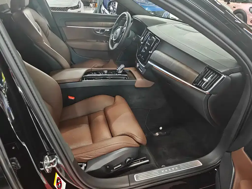 Volvo S90 2021 из CN, фото 7