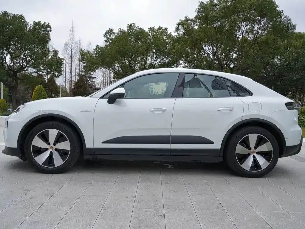 Porsche Macan EV 2025 из CN, фото 9